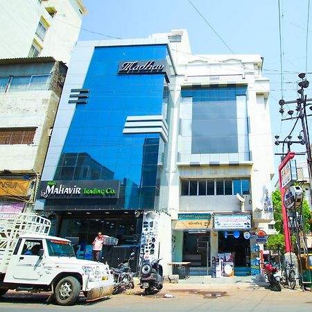 Hotel Upasana ラージコート エクステリア 写真