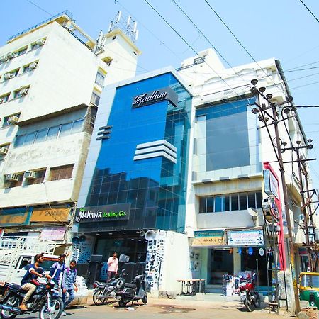 Hotel Upasana ラージコート エクステリア 写真