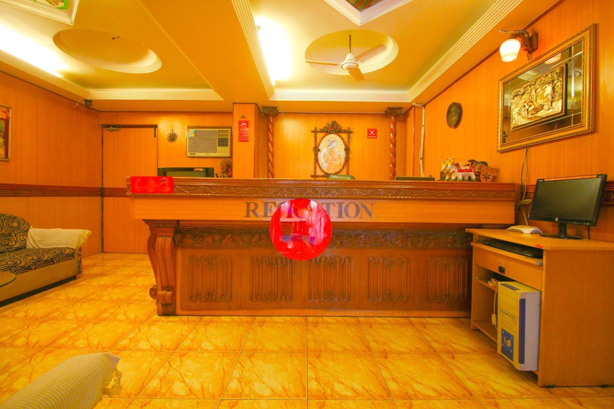 Hotel Upasana ラージコート エクステリア 写真